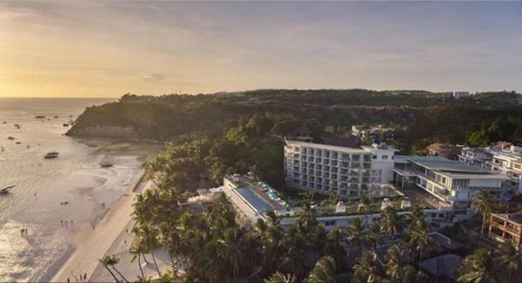 هتل د لیند بوراکای